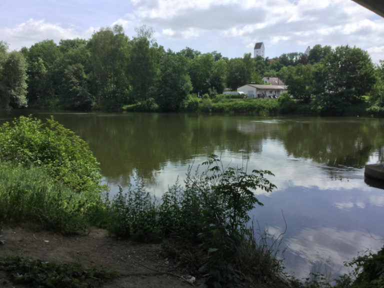 FahrradUnterkunft in Leipheim An der Donau entlang