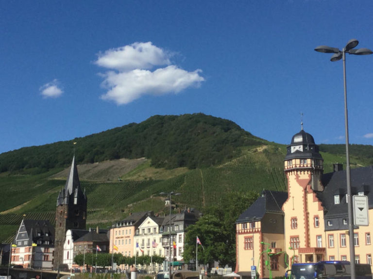 FahrradUnterkünfte in BernkastelKues Direkt am Moselradweg