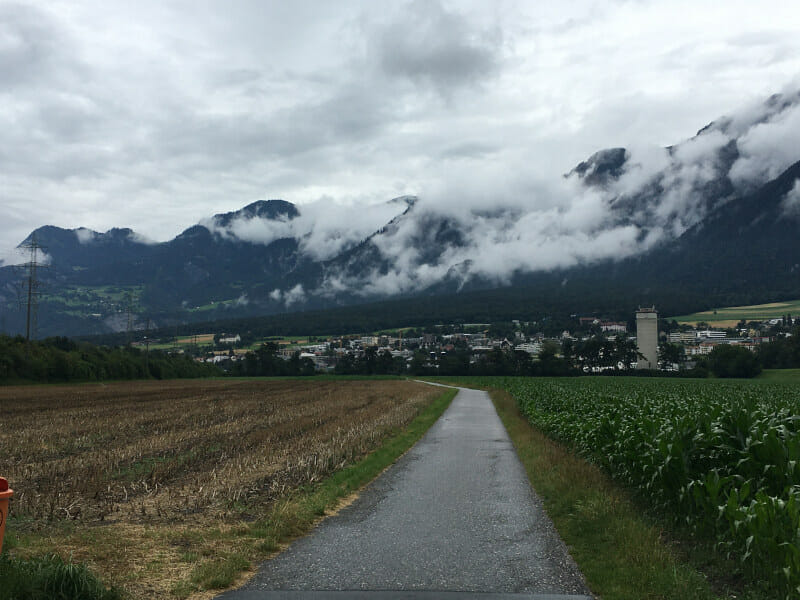 Alpenblick nach Chur - Rheinradweg Schweiz