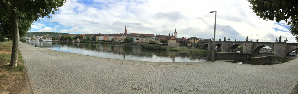 Würzburg - Alte Mainbrücke - Mainradweg